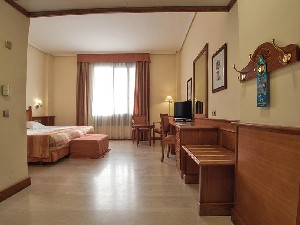 Hotel ZENTRAL CENTER wakacje