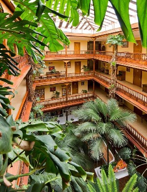 Hotel MONOPOL wakacje