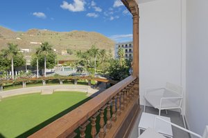 Suite Priority Location