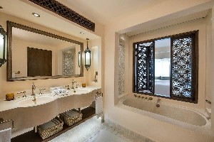 Hotel AL WATHBA, A LUXURY COLLECTION DESERT RESORT & SPA wakacje