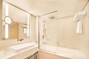 Hotel RADISSON BLU HOTEL & RESORT, ABU DHABI CORNICHE wakacje