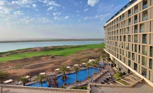 Hotel RADISSON BLU HOTEL, ABU DHABI YAS ISLAND wakacje