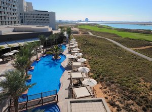 Hotel RADISSON BLU HOTEL, ABU DHABI YAS ISLAND wakacje