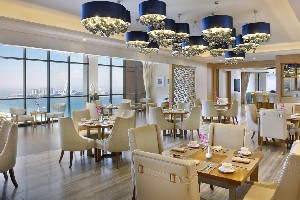 Hotel AMWAJ ROTANA JUMEIRAH BEACH wakacje