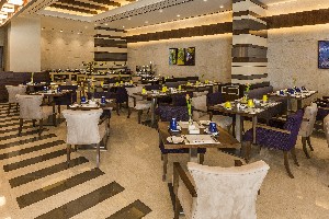 Hotel GOLDEN TULIP MEDIA wakacje