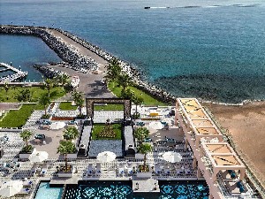 Hotel FAIRMONT FUJAIRAH BEACH RESORT wakacje