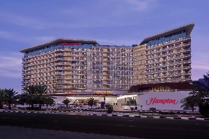 Hotel HAMPTON BY HILTON MARJAN ISLAND wakacje