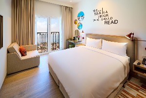 Family-friendly interconnecting room options