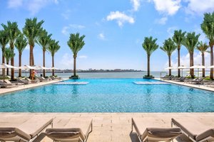 Hotel VIDA BEACH RESORT UMM AL QUWAIN wakacje