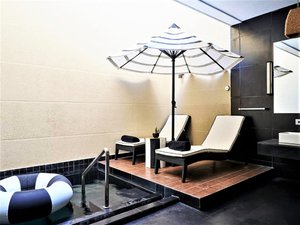 Features a private plunge pool.
