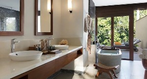 Slip into your plunge pool undisturbed.