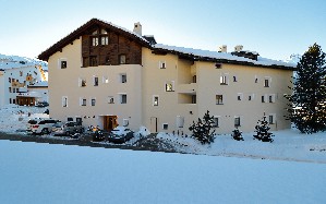 Hotel CHESA SURLEJ wakacje