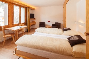 Hotel CHESA SURLEJ wakacje