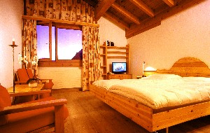 Hotel CHESA SURLEJ wakacje