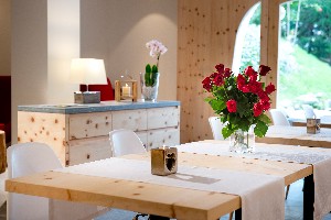 Hotel CHESA SURLEJ wakacje