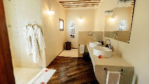 Hotel ESSQUE ZALU wakacje