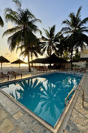 Hotel BIANCO AZZURRO HOTEL AND RESTAURANT wakacje