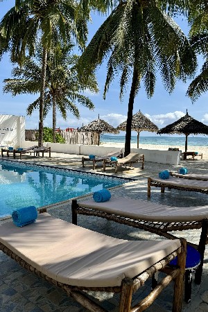 Hotel BIANCO AZZURRO HOTEL AND RESTAURANT wakacje