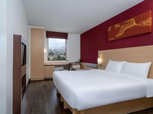 Hotel IBIS BANGKOK RIVERSIDE wakacje