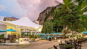 Hotel CENTARA AO NANG BEACH RESORT & SPA KRABI wakacje