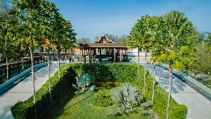 Hotel OUTRIGGER KHAO LAK BEACH RESORT wakacje