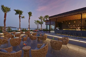 Bandara Beach Phuket 4* (4*)