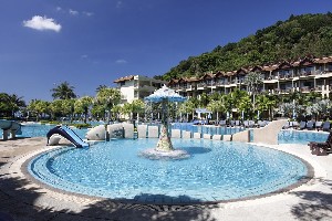 Merlin Beach Resort