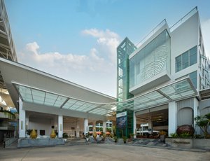 Hotel THE MARINA PHUKET wakacje