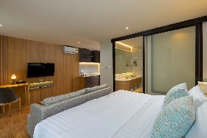 Hotel WYNDHAM GARDEN NAITHON PHUKET wakacje