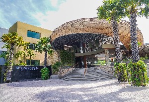 Hotel WYNDHAM GRAND NAI HARN BEACH PHUKET wakacje