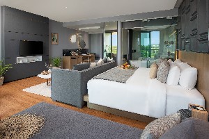 Hotel WYNDHAM GRAND NAI HARN BEACH PHUKET wakacje