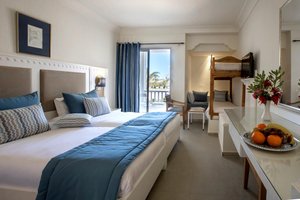 Hotel CLUB CALIMERA YATI BEACH wakacje