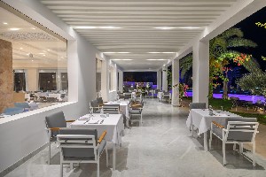 Hotel ROYAL AZUR wakacje