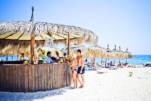 beach bar