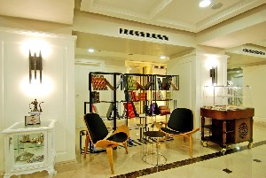 Hotel DOSSO DOSSI HOTELS OLD CITY wakacje