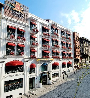 Hotel DOSSO DOSSI HOTELS OLD CITY wakacje