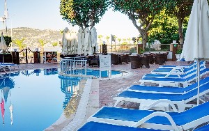 Hotel PARADOR BEACH HOTEL wakacje