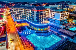 Hotel LONICERA PREMIUM wakacje