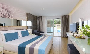 Hotel LONICERA WEST wakacje