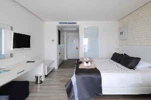 Hotel LONICERA WEST wakacje