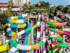 Hotel LONICERA WORLD wakacje