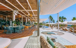Hotel REGNUM CARYA wakacje