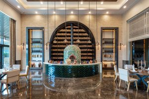 Hotel REGNUM CARYA wakacje