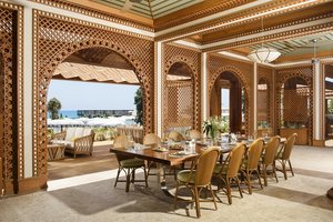 Hotel REGNUM THE CROWN wakacje