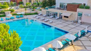 Hotel CRYSTAL WATERWORLD wakacje