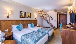 Hotel VILLA SIDE wakacje