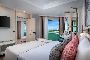 Hotel DELPHIN PALACE wakacje