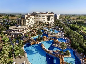 Hotel FAME RESIDENCE LARA SPA wakacje