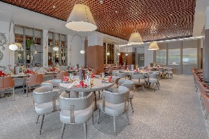 Hotel FAME RESIDENCE LARA SPA wakacje