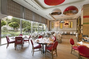 Hotel TITANIC DELUXE LARA wakacje